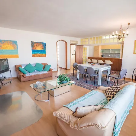 Agi Traginers Appartement